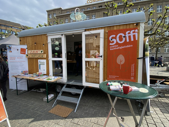 Nachhaltigkeitsbauwagen "Soffi" der Fachhochschule Dortmund