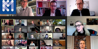 Teilnehmerinnen und Teilnehmer einer Zoom-Konferenz