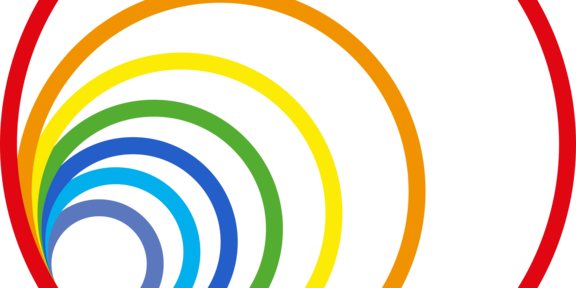 Verschieden große regenbogenfarbene Ringe die sich in einem Punkt berühren.
