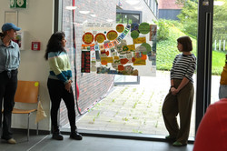 students presenting their posters made during the Summer School for Sustainability 2025